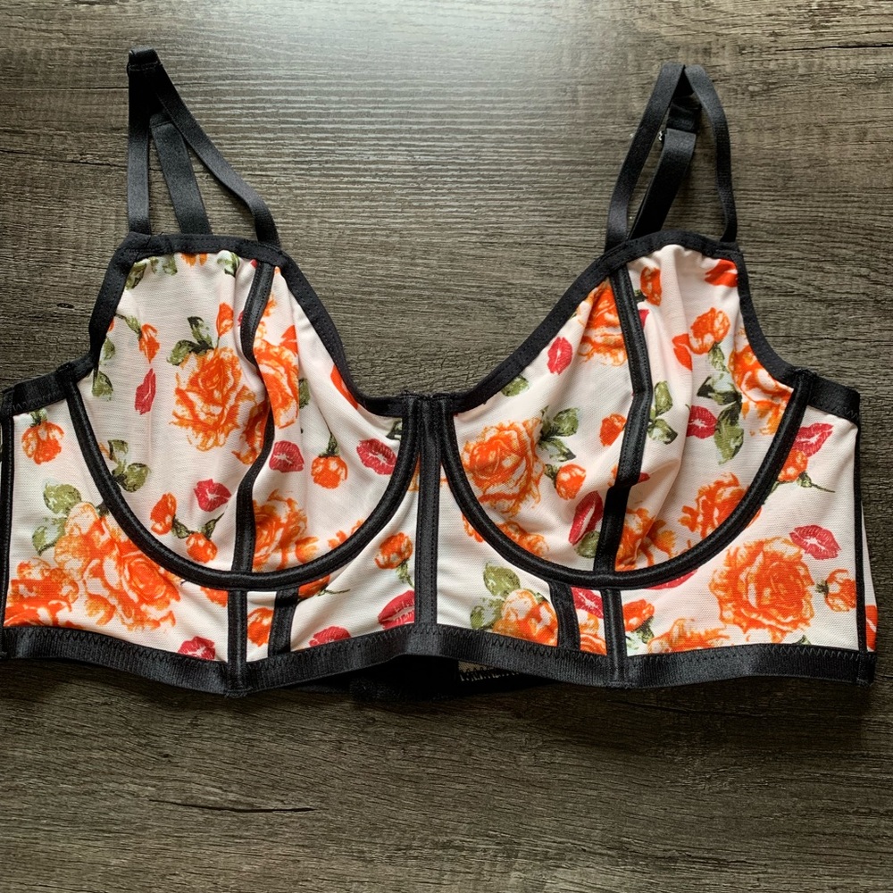 NWOT MESH BRA
